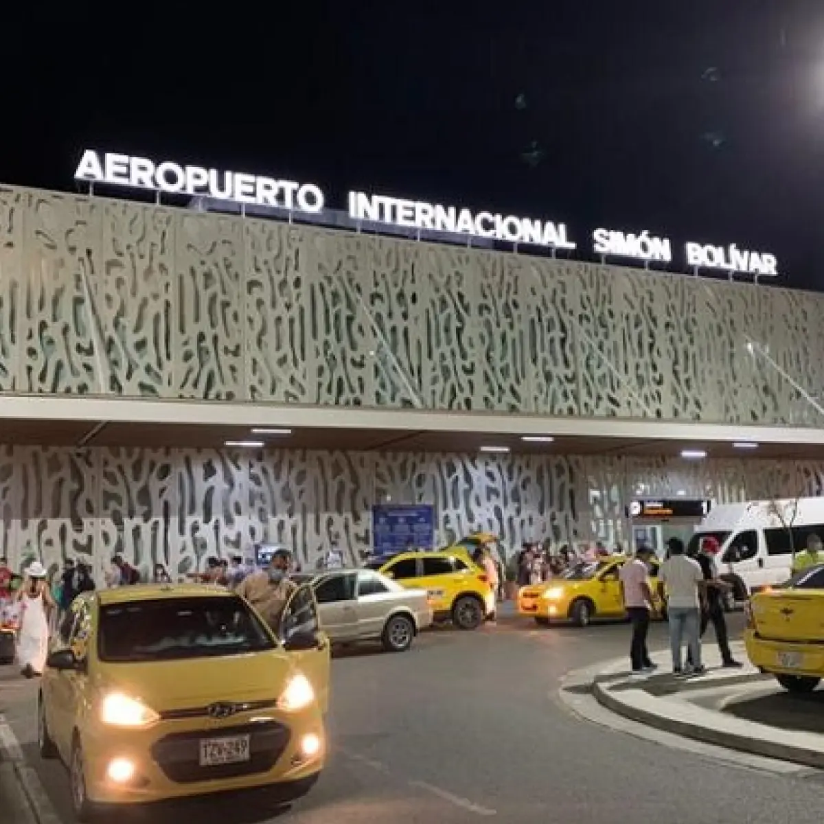 AEROPUERTO SIMON BOLIVAR