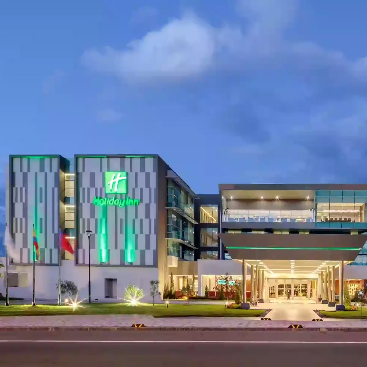HOLIDAY INN QUITO – FIDEICOMISO MERCANTIL HOTEL AEROPUERTO
